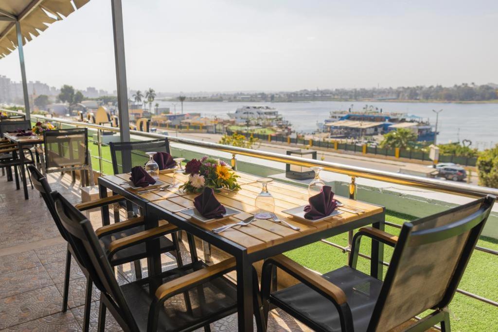 Ultra Loaloa Nile Maadi Hotel 카이로 외부 사진